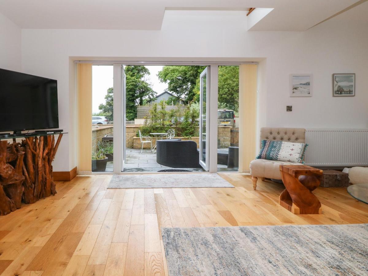 On The Straits Villa Menai Bridge Luaran gambar